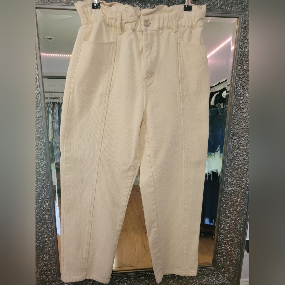 Ivory Paper-Waisted Elastic Jeans. Size Medium. NWOT.